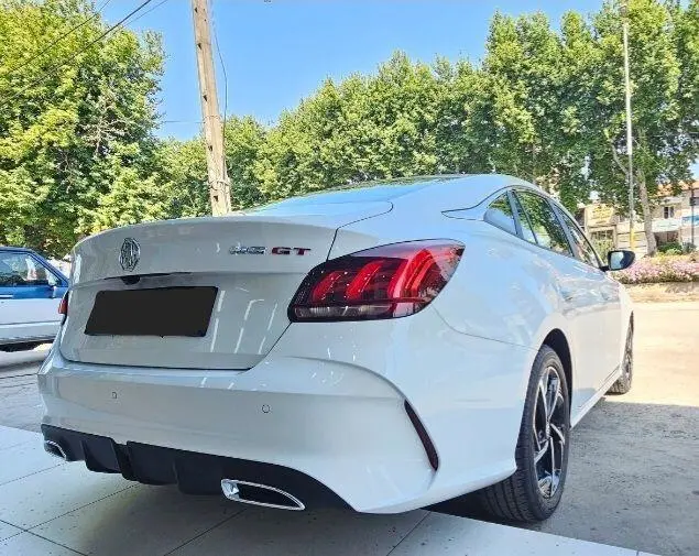 ام جی،  GT