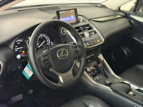 لکسوس، NX هیبرید