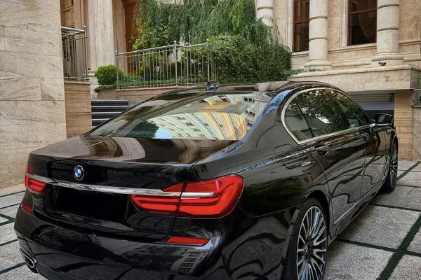 ب ام و، سری 7