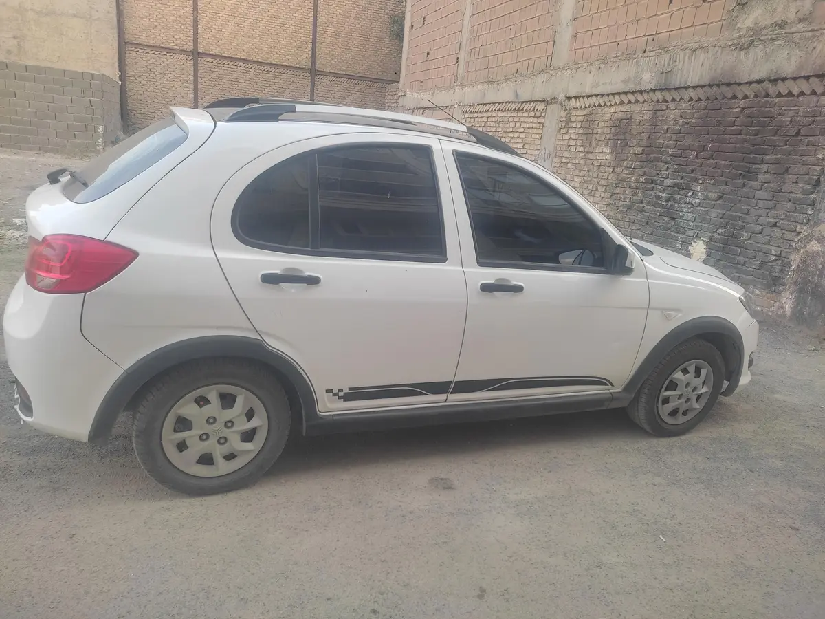 کوییک،  دنده ای R