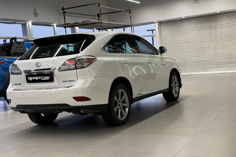 لکسوس، RX