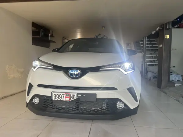 تویوتا  C-HR هیبرید