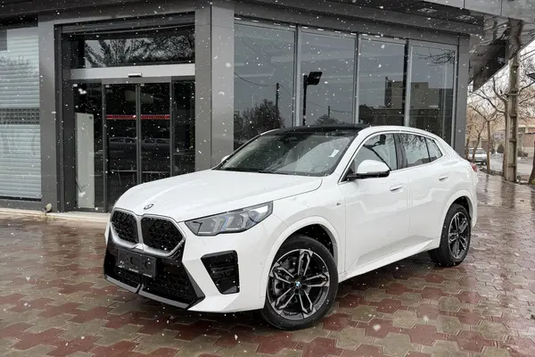 حواله ب ام و، X2