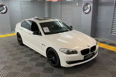 ب ام و، سری 5 سدان