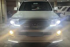 تویوتا، لندکروز چهار در