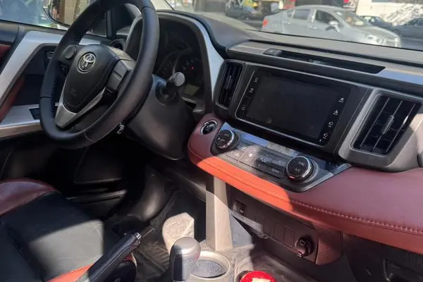 تویوتا، راوفور