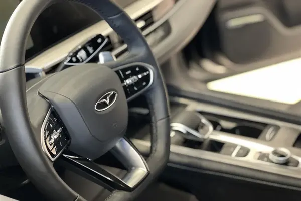 فونیکس، آریزو 8 (Z8)