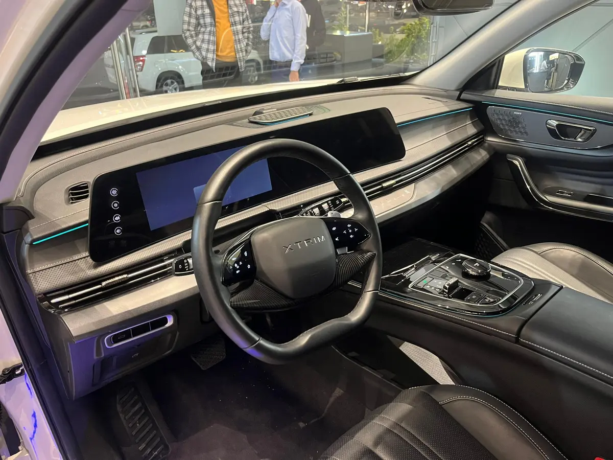 اکستریم،  LX (SX)