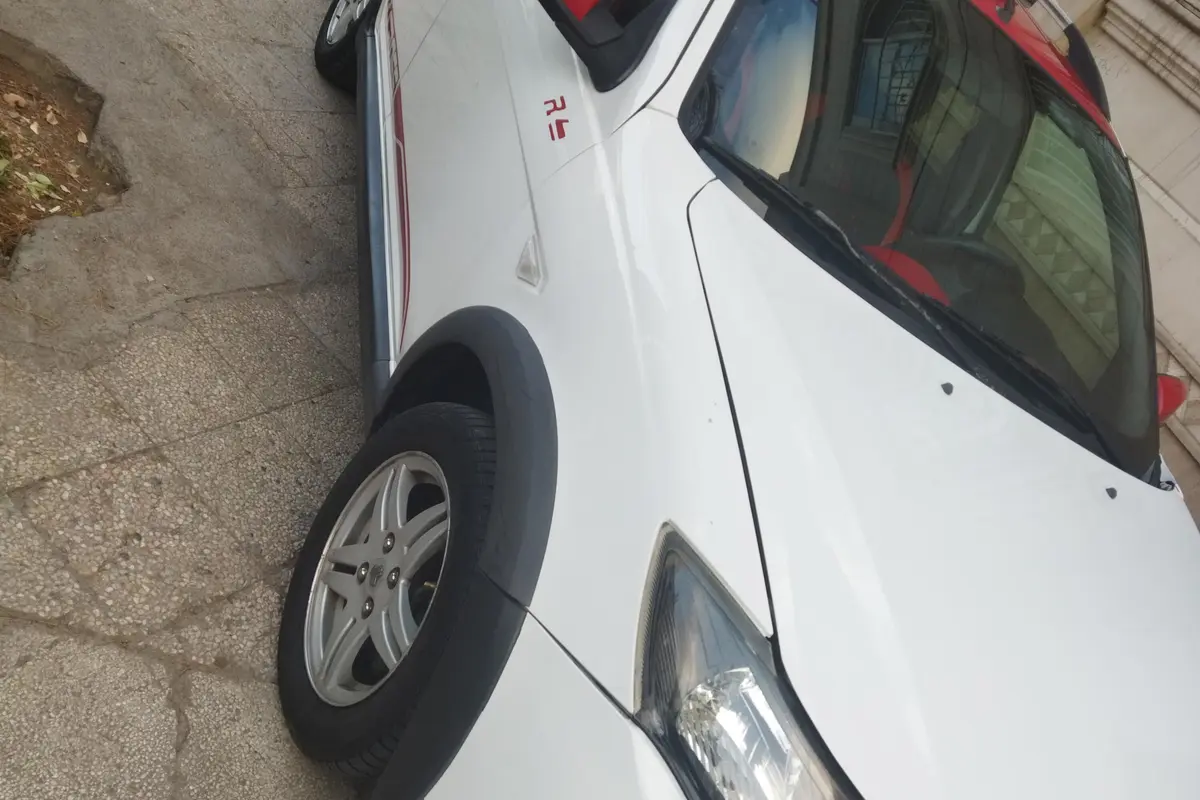 کوییک،  دنده ای R