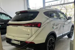 پیش فروش کی ام سی، X5