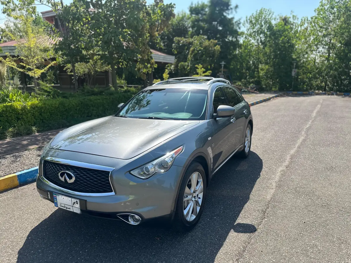 اینفینیتی،  QX70