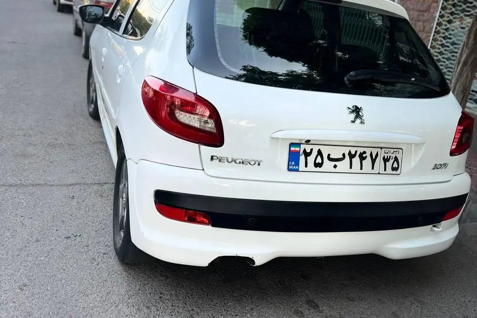 پژو  207