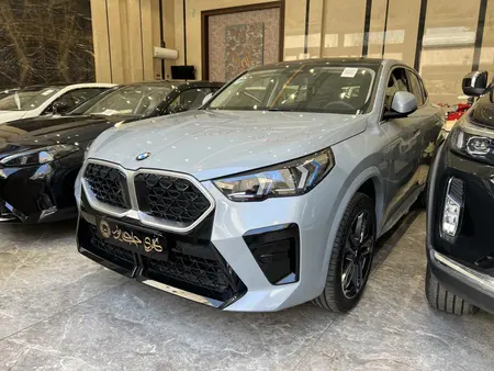 ب ام و X2