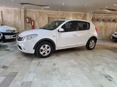 رنو، ساندرو