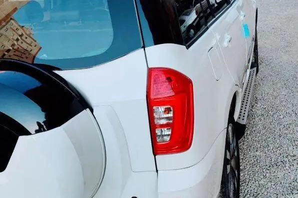 ام وی ام،  X33 S