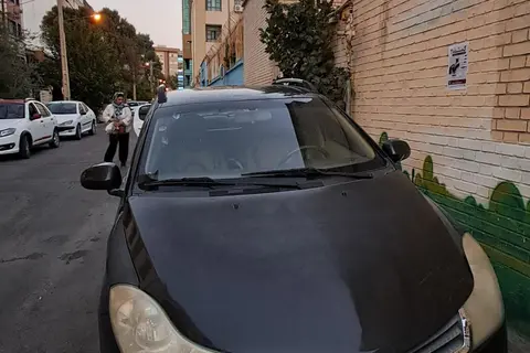 ام وی ام، 315هاچ بک