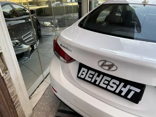 هیوندای، النترا