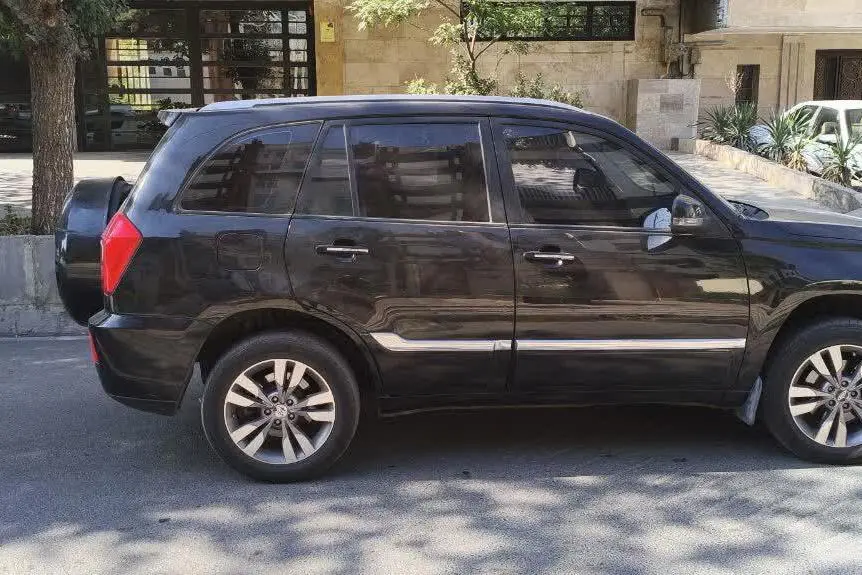 ام وی ام،  X33 S