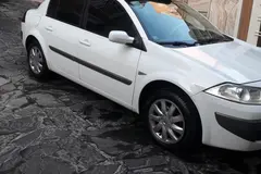 رنو، مگان (مونتاژ)