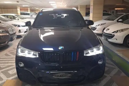 ب ام و X3