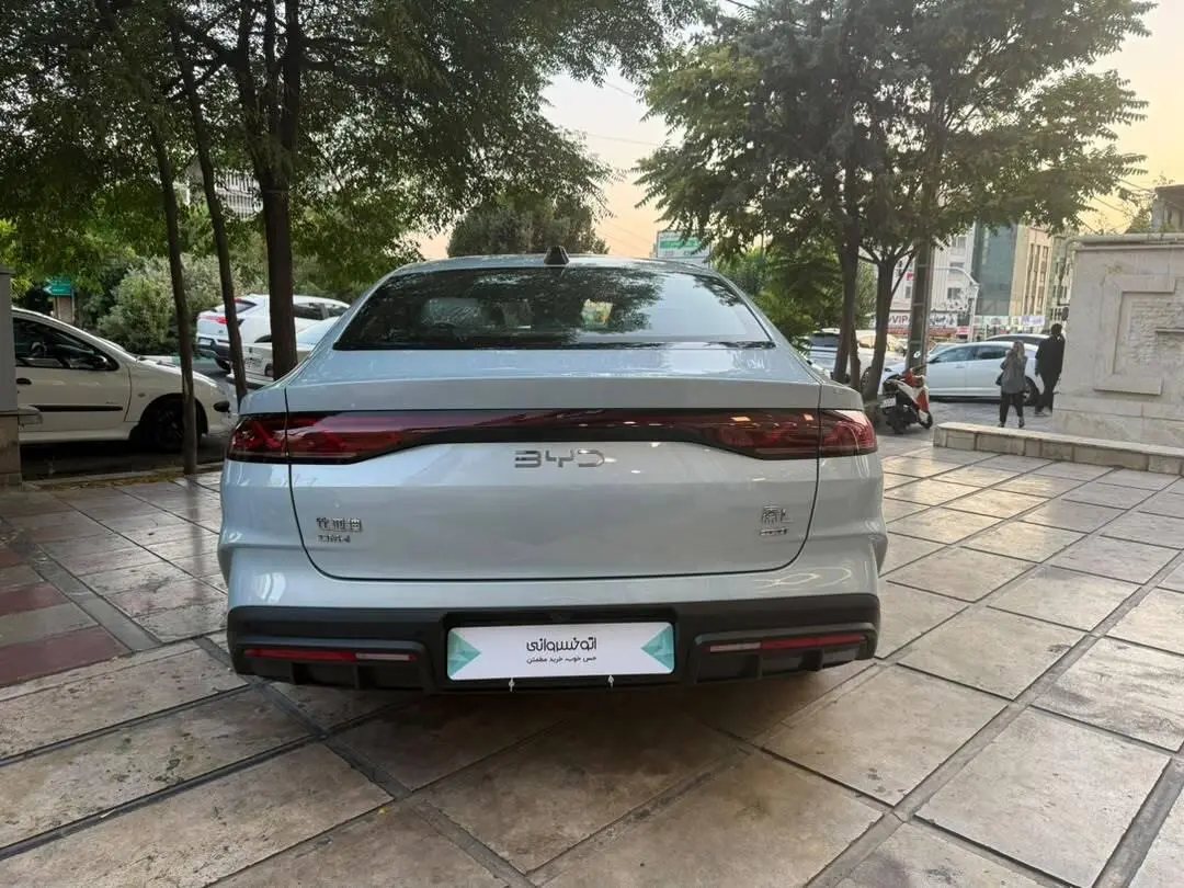 بی وای دی  چین ال DMi