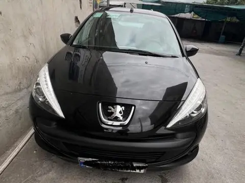 پژو، 207 صندوقدار