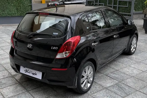 هیوندای، i20