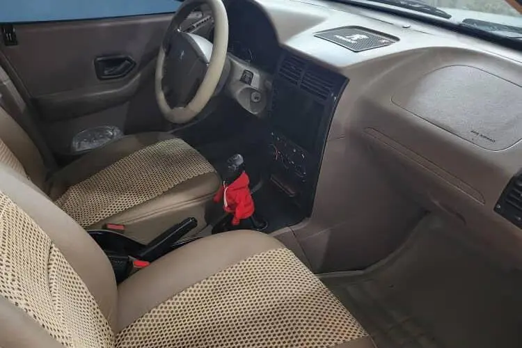 پژو،  405