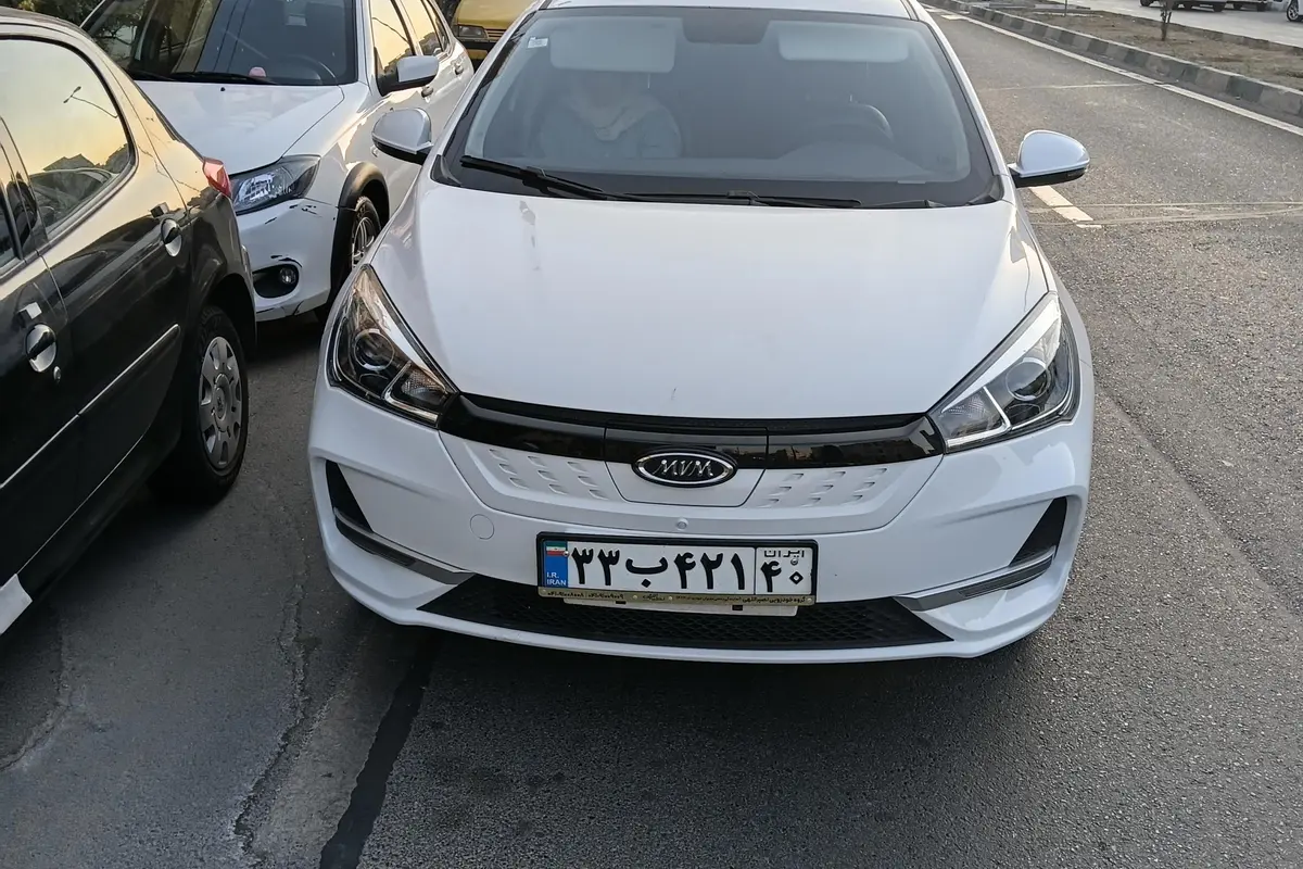 ام وی ام  آریزو 5ev