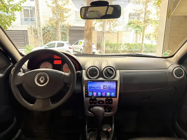 رنو، ساندرو