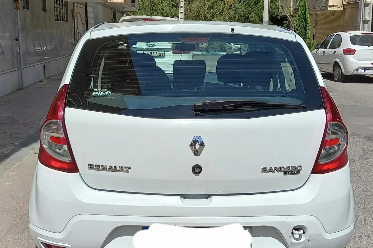 رنو،  ساندرو