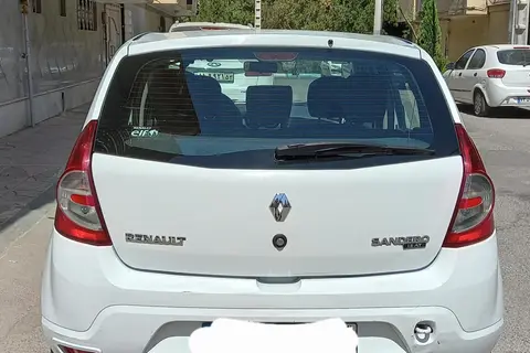 رنو، ساندرو