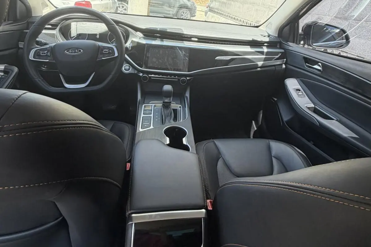 ام وی ام،  آریزو 5ev