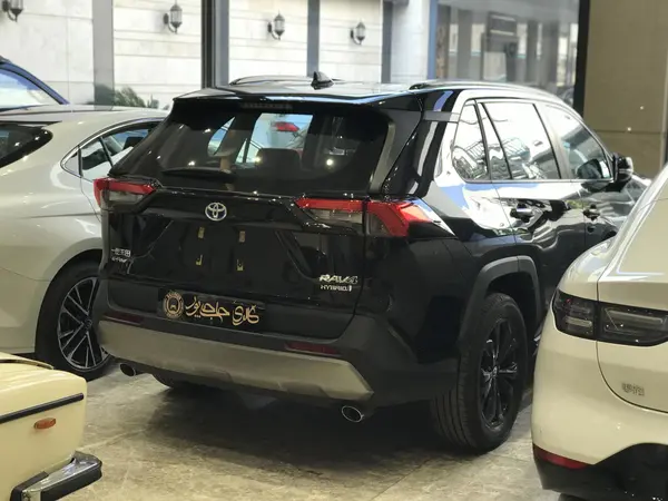 تویوتا، راوفور هیبرید