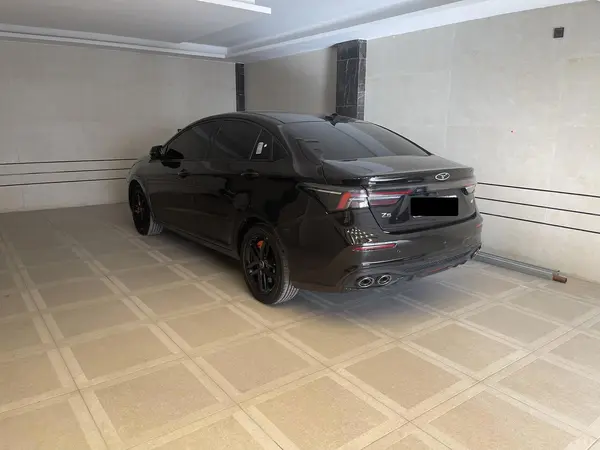 فونیکس، آریزو 6 جی تی (Z6 GT)