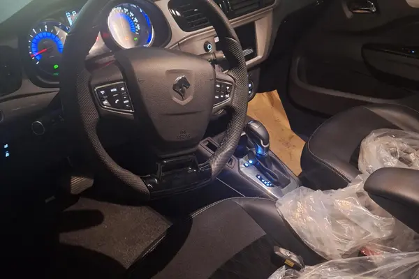 تارا، اتوماتیک V4