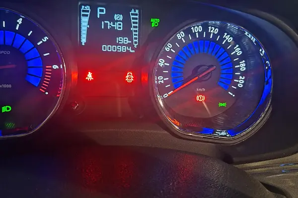 تارا، اتوماتیک V4