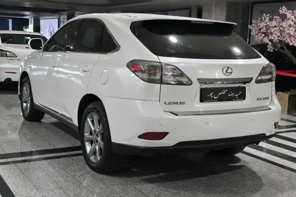 لکسوس  RX