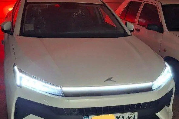 کی ام سی،  J7