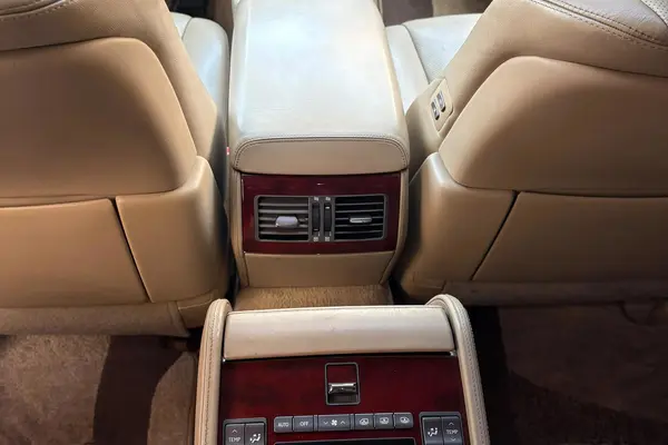 لکسوس  LS