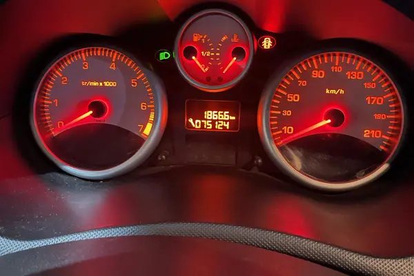پژو  207
