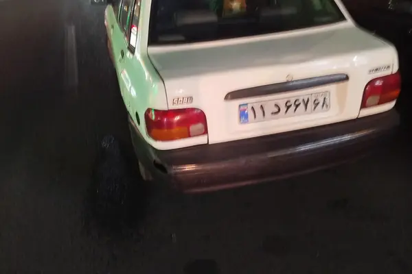 پراید، صندوق دار