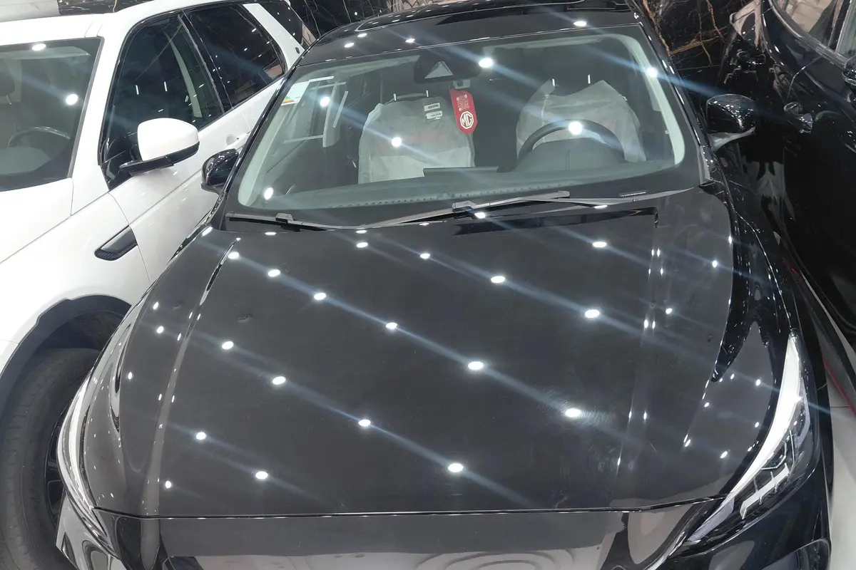 ام جی،  GT