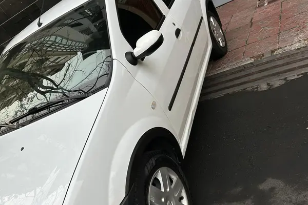 رنو، تندر 90