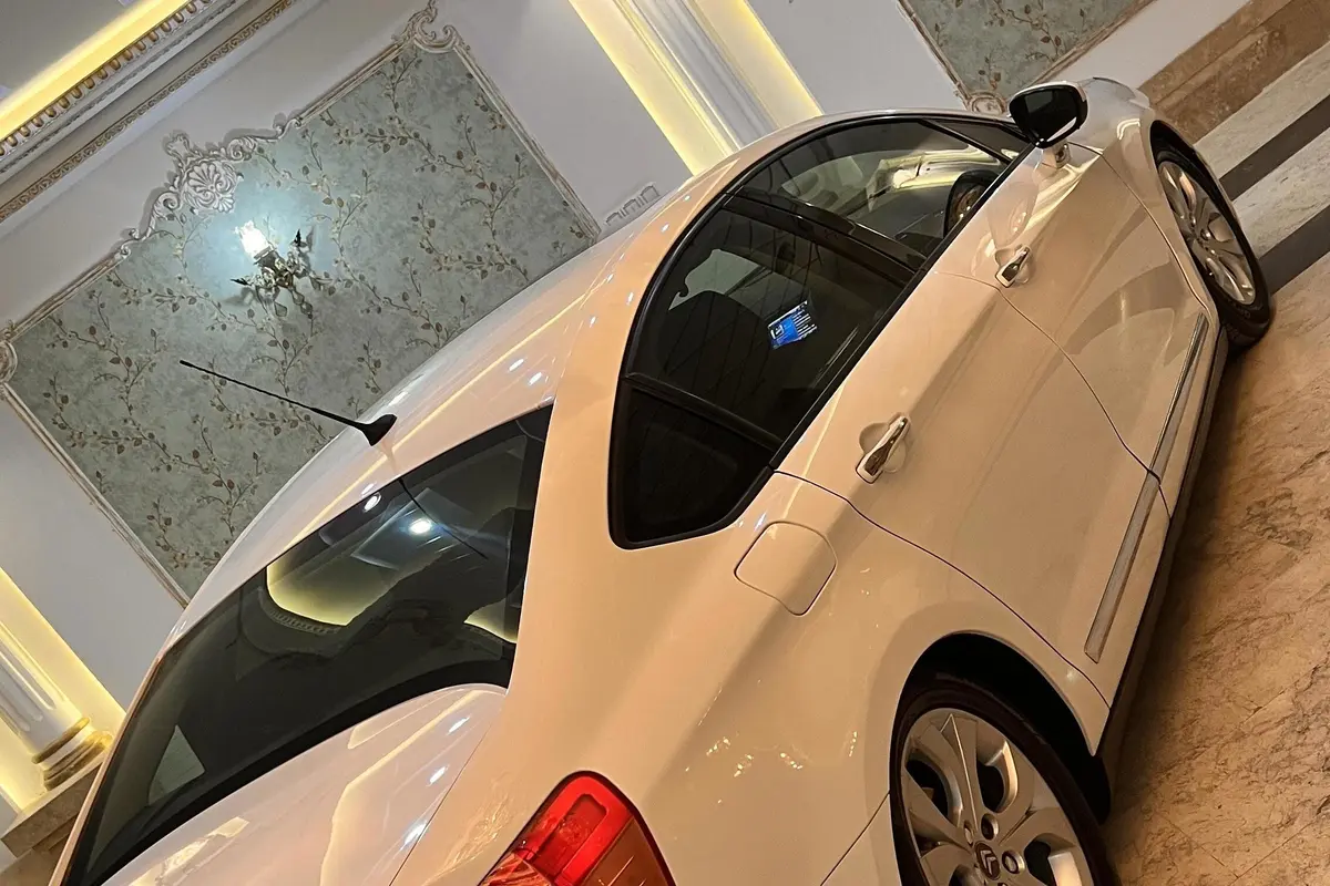 سیتروئن،  C5