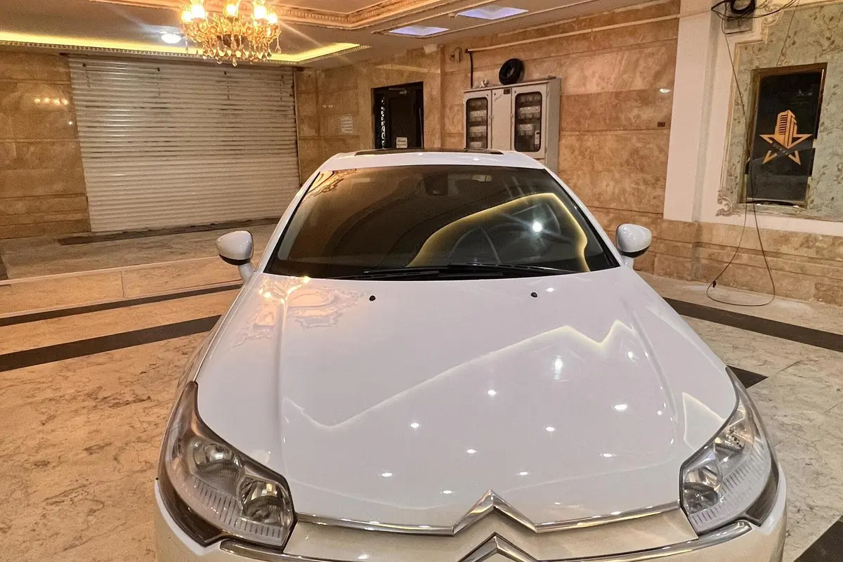 سیتروئن،  C5