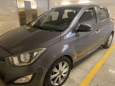 هیوندای، i20