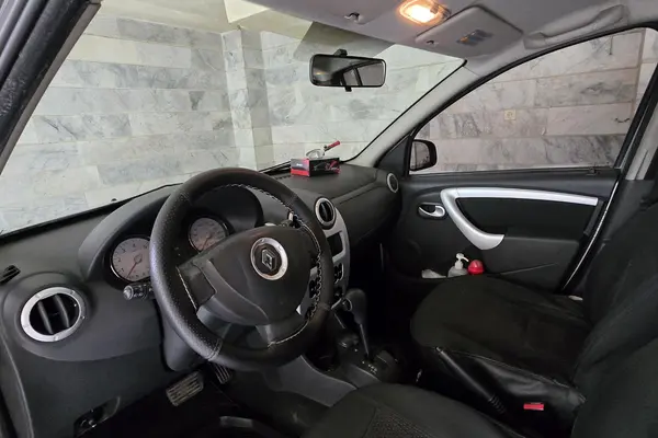 رنو، ساندرو