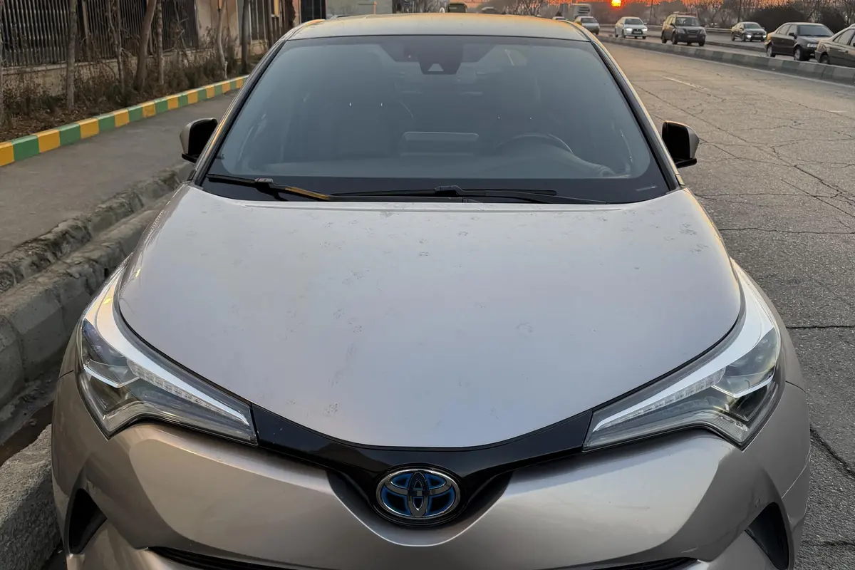 تویوتا،  C-HR هیبرید