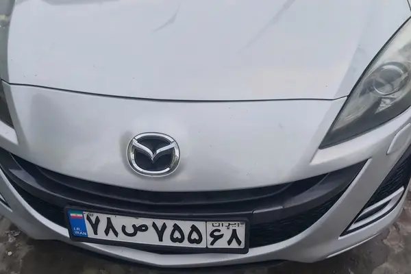 مزدا، 3 نیو صندوق دار